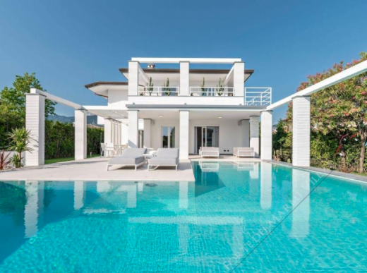 Alberto Lanci’s Villa: The Ultimate Luxury Experience in Italy, Forte Dei Marmi
