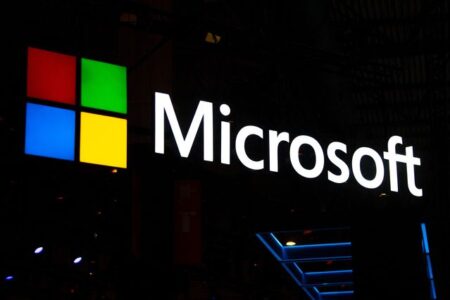 Microsoft Stock: A Duel of Bears and Bulls in the Age of AI-powered Tech