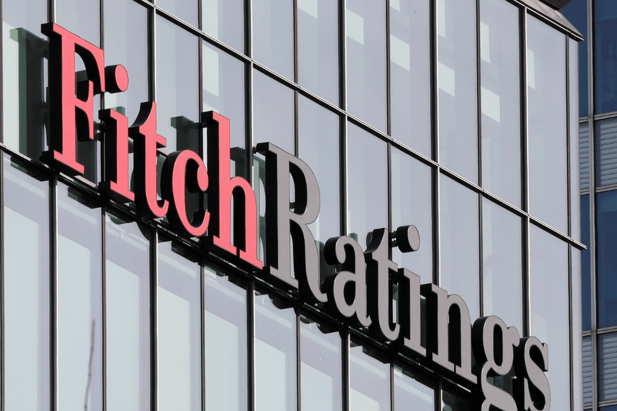 Fitch’s U.S. Ratings Cut to AA+: Analyst Predicts Long-Term Impact Amidst Political Instability