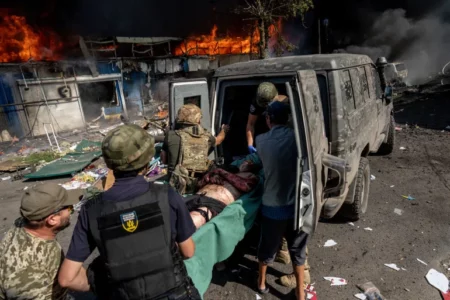 Unraveling the Russia-Ukraine War: 561 Days In